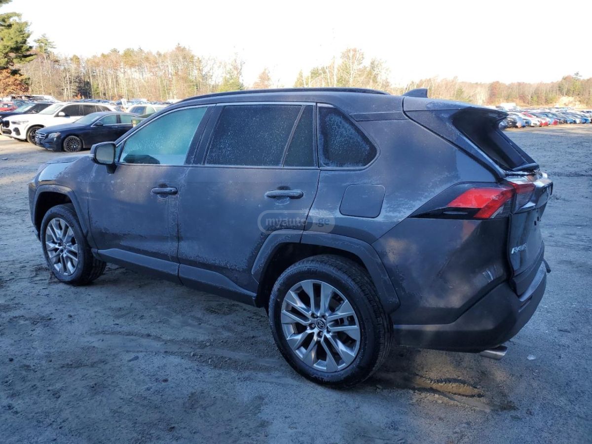 Toyota RAV4 2025 — photo 2