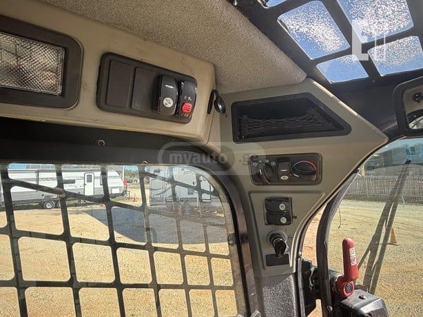 Caterpillar 262D3 2015 — photo 2