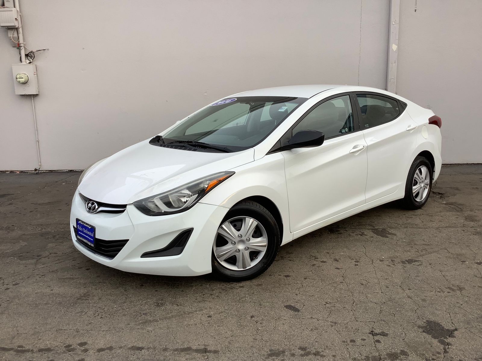 Hyundai Elantra 2016 — photo 2