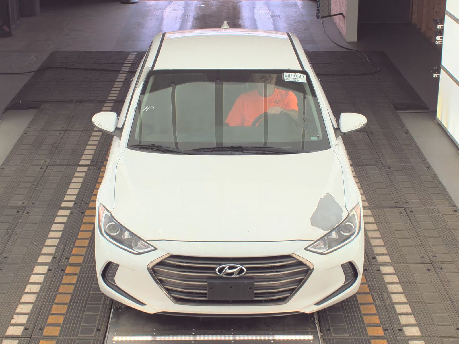 Hyundai Elantra 2017 — photo 2