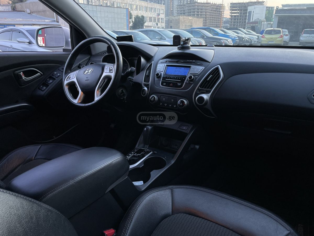 Hyundai Tucson 2013 — photo 2