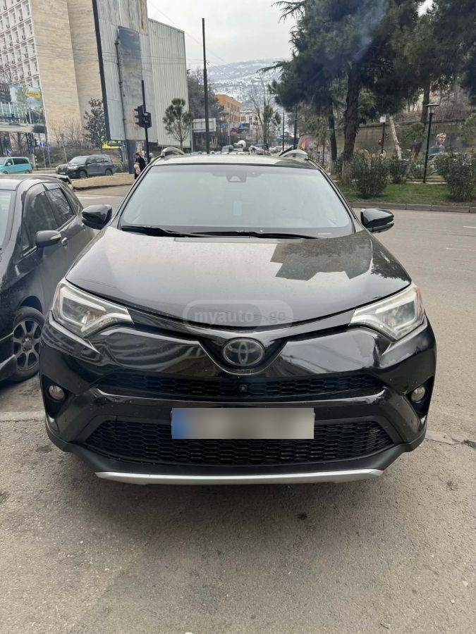 Toyota RAV4 2016 — photo 2