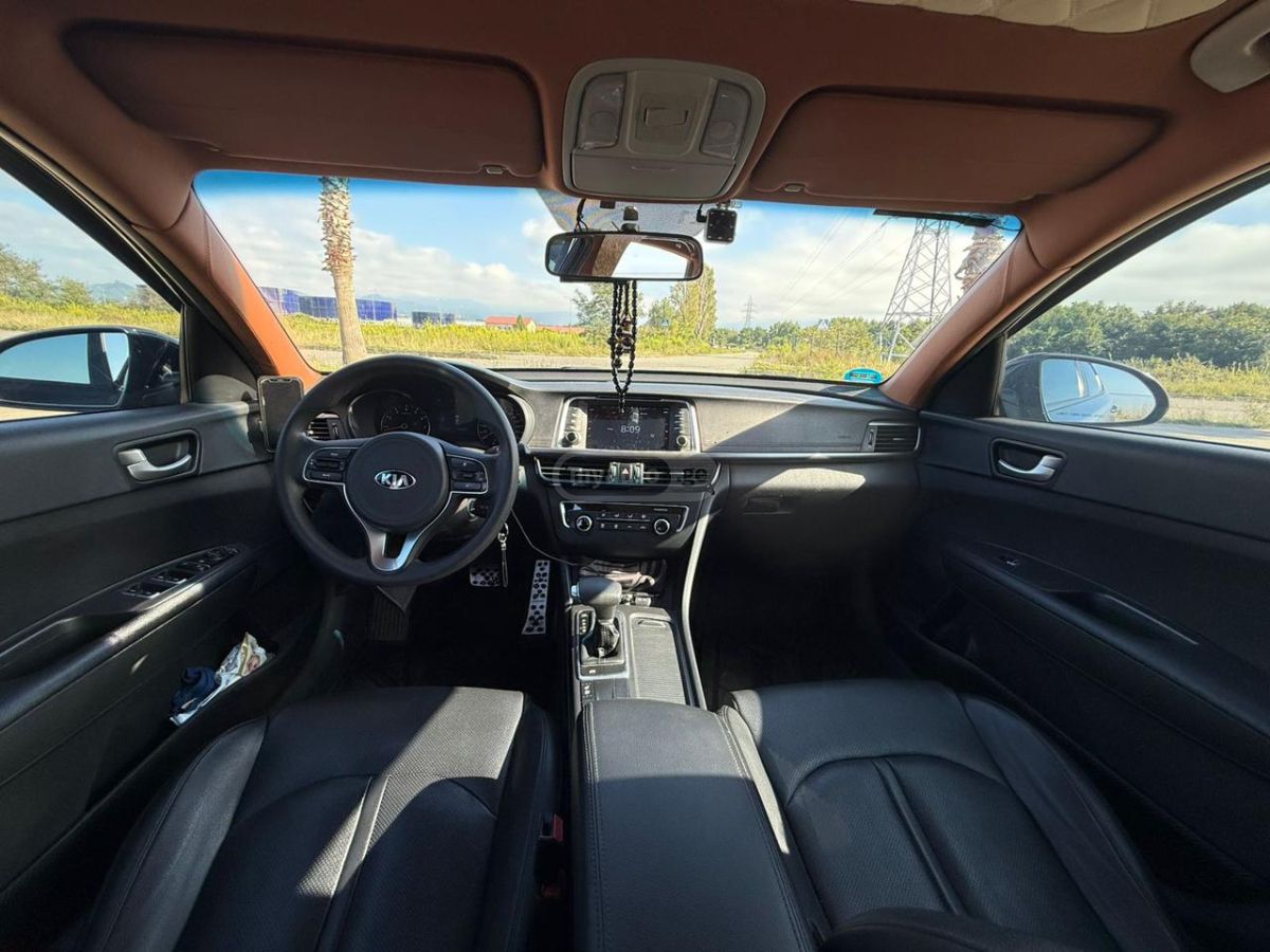 Kia K5 2017 — photo 2