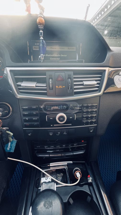 Mercedes-Benz E 350 2010 — photo 2