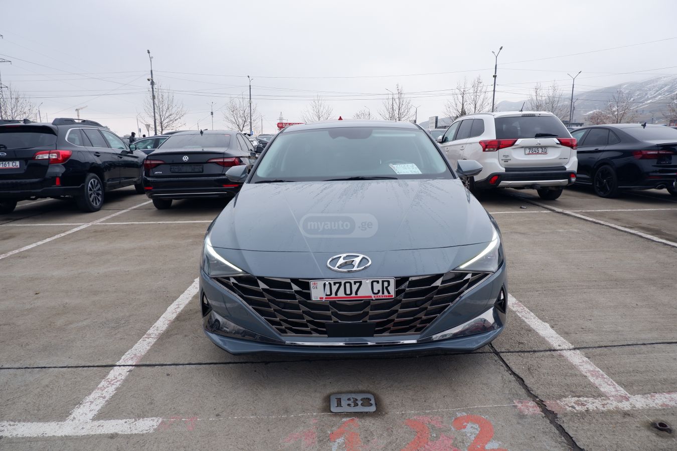 Hyundai Elantra 2022 — photo 2