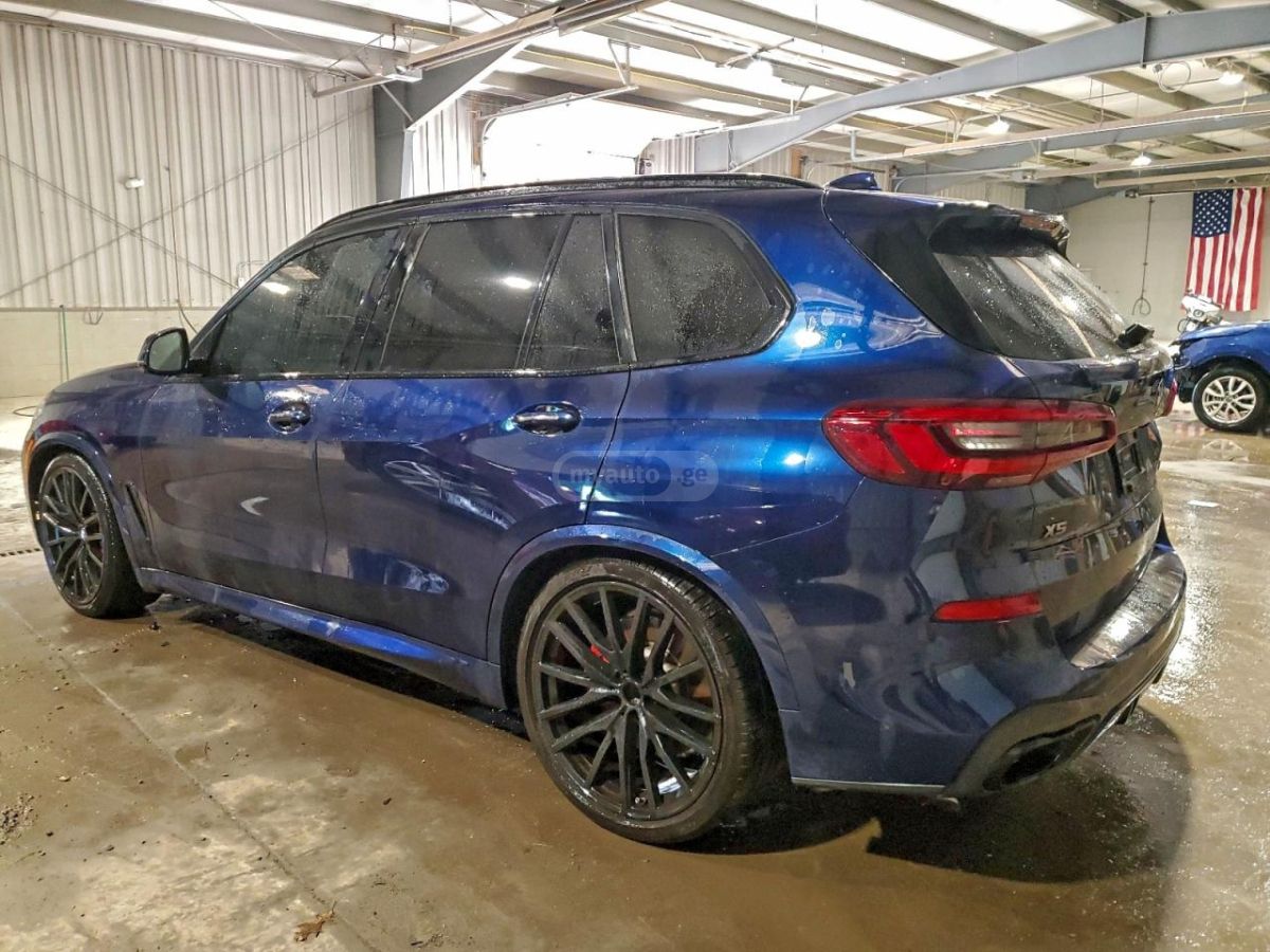 BMW X5 2021 — photo 2
