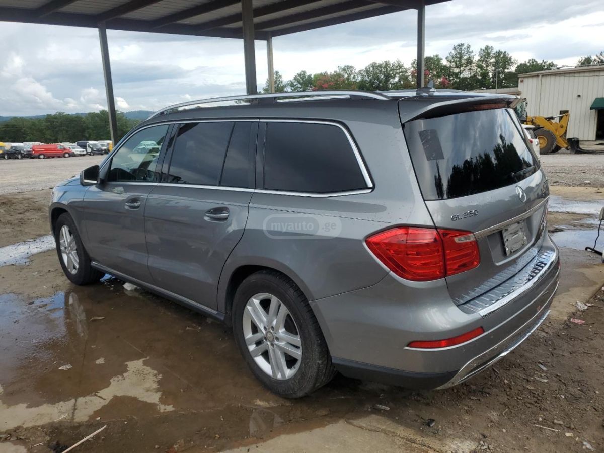 Mercedes-Benz GL 350 2015 — photo 2