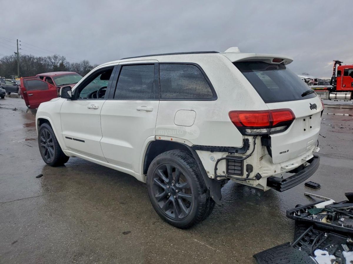 Jeep Grand Cherokee 2018 — photo 2