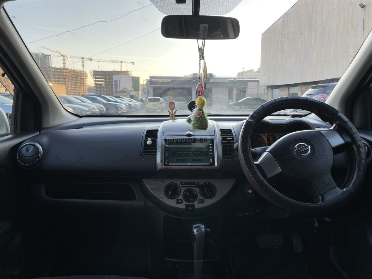 Nissan Note 2007 — photo 2