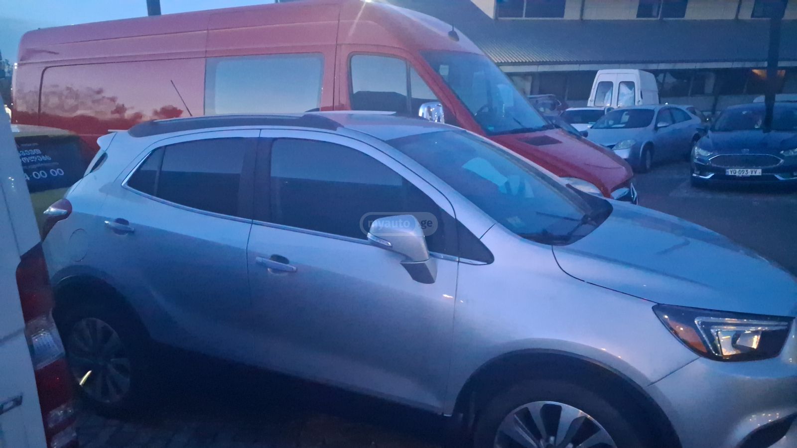 Buick Encore 2016 — photo 2