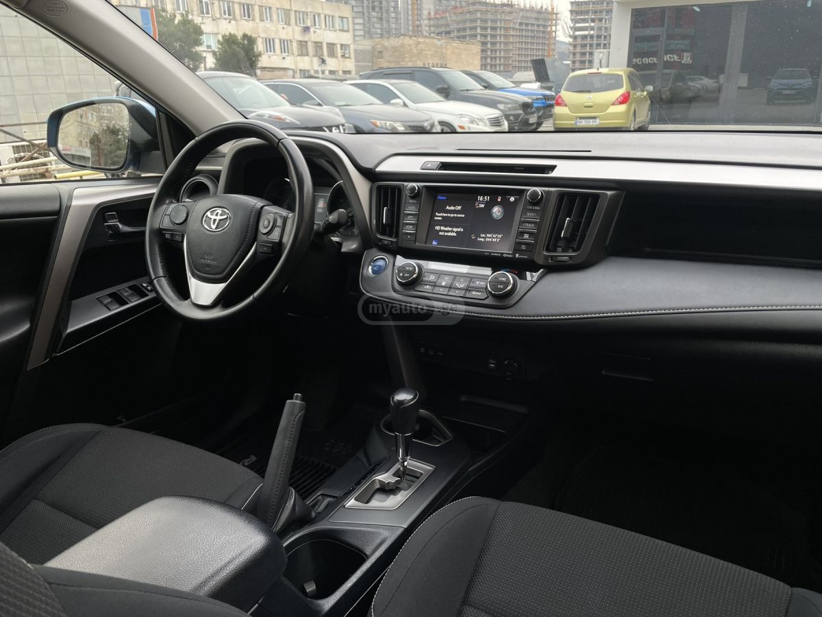 Toyota RAV4 2016 — photo 2
