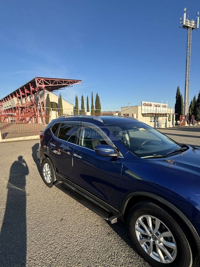 Nissan Rogue 2017 — photo 2