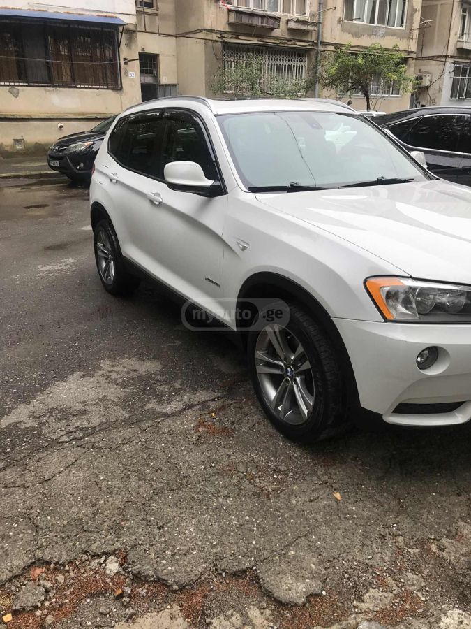 BMW X3 2013 — photo 2