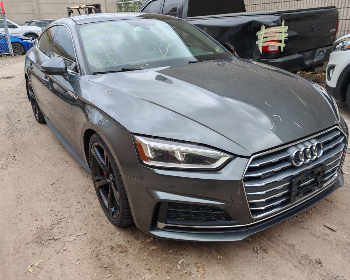 Audi A5 2018 — photo 2