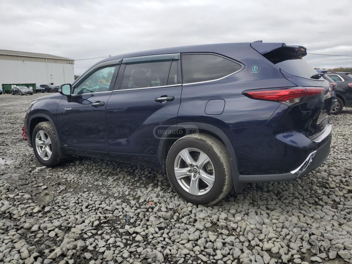 Toyota Highlander 2020 — photo 2