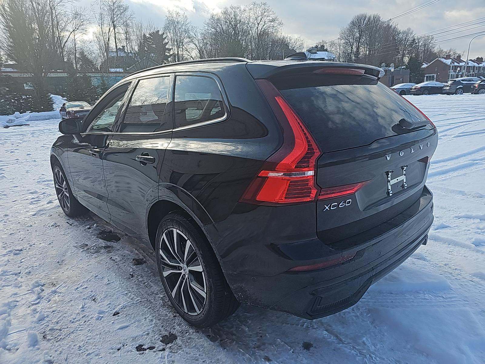 Volvo XC60 2025 — photo 2