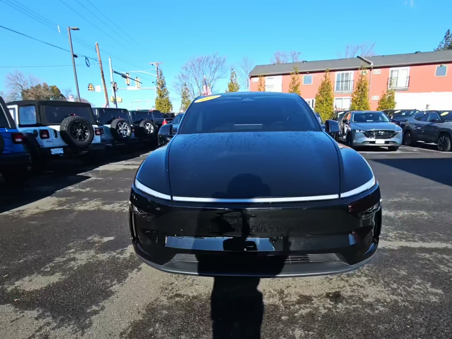 Tesla Model Y 2026 — photo 2