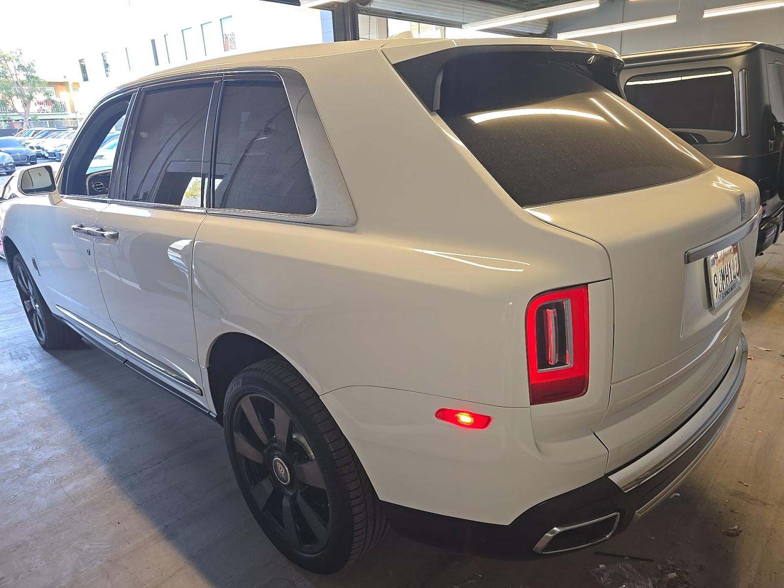 Rolls-Royce Cullinan 2019 — photo 2