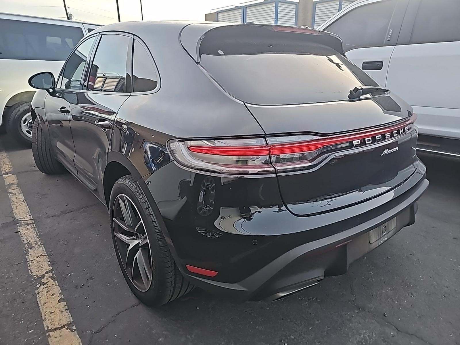 Porsche Macan 2024 — photo 2