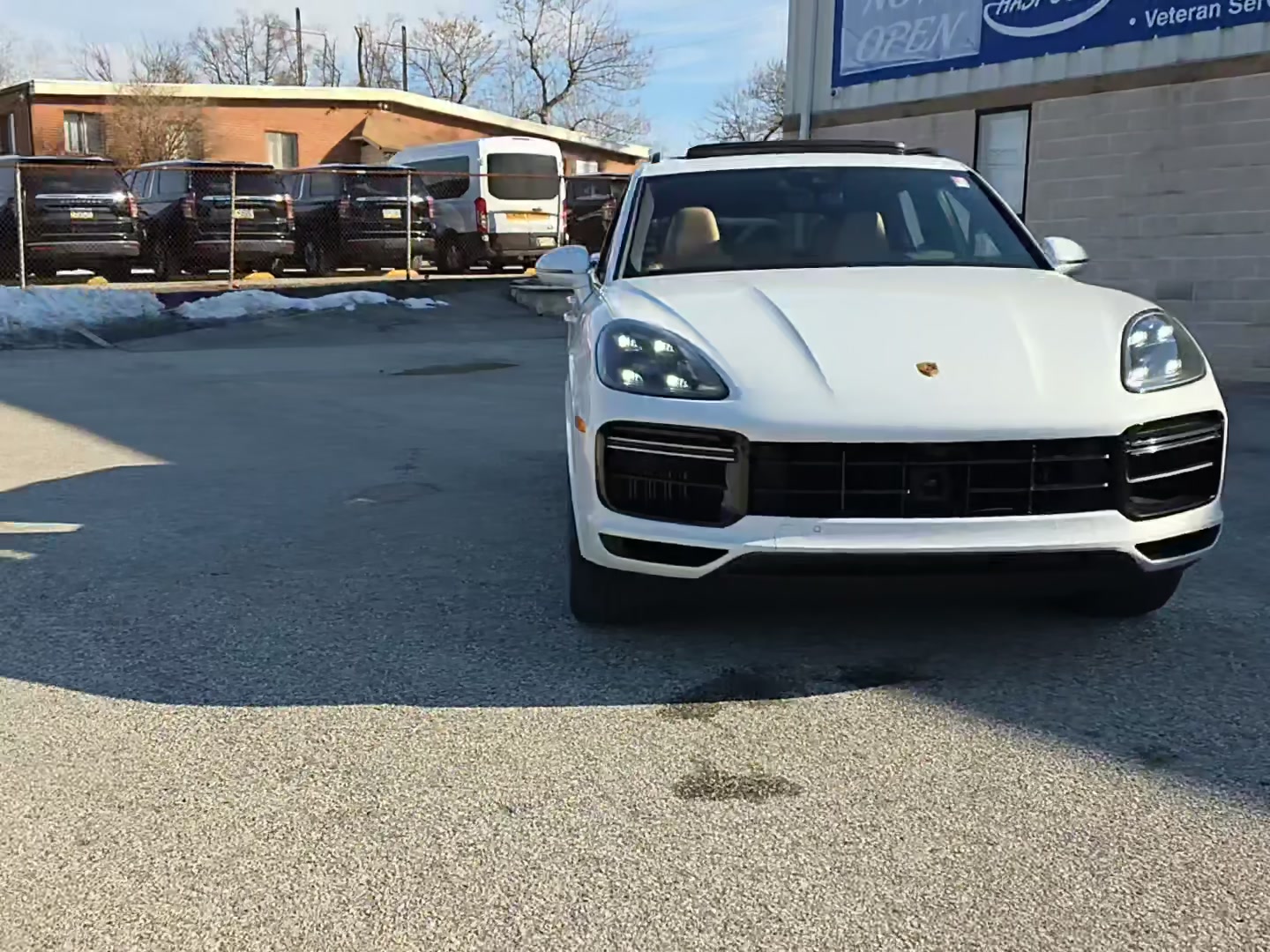 Porsche Cayenne 2019 — photo 2
