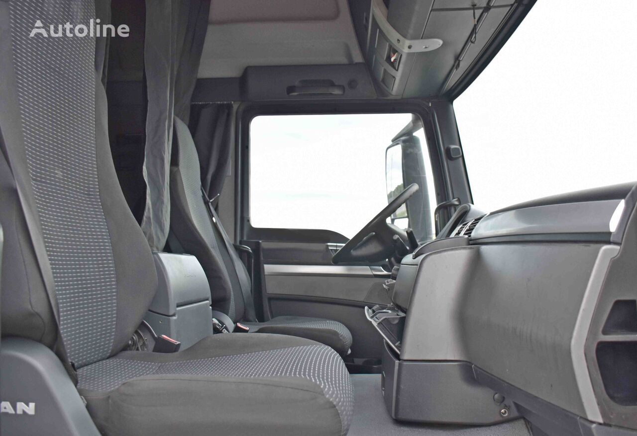 Isuzu TGS 2016 — photo 2
