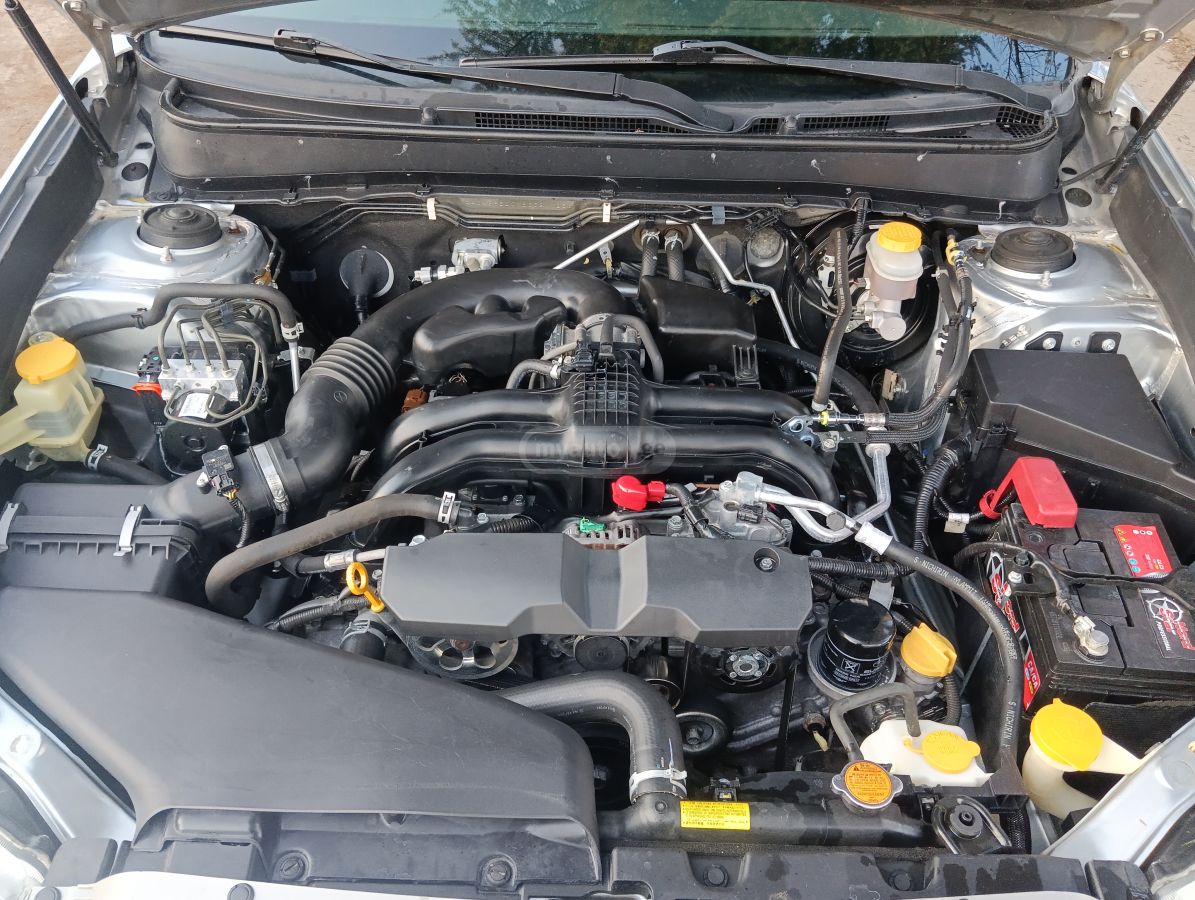 Subaru Outback 2014 — photo 2