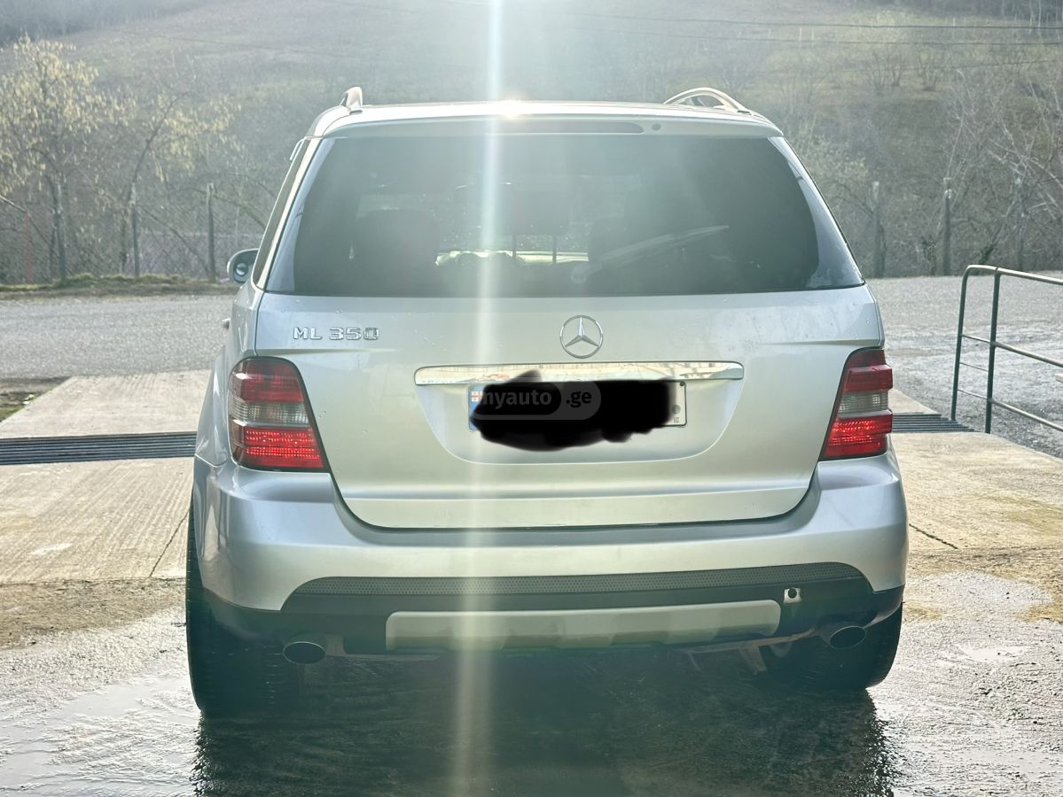 Mercedes-Benz ML 350 2005 — photo 2