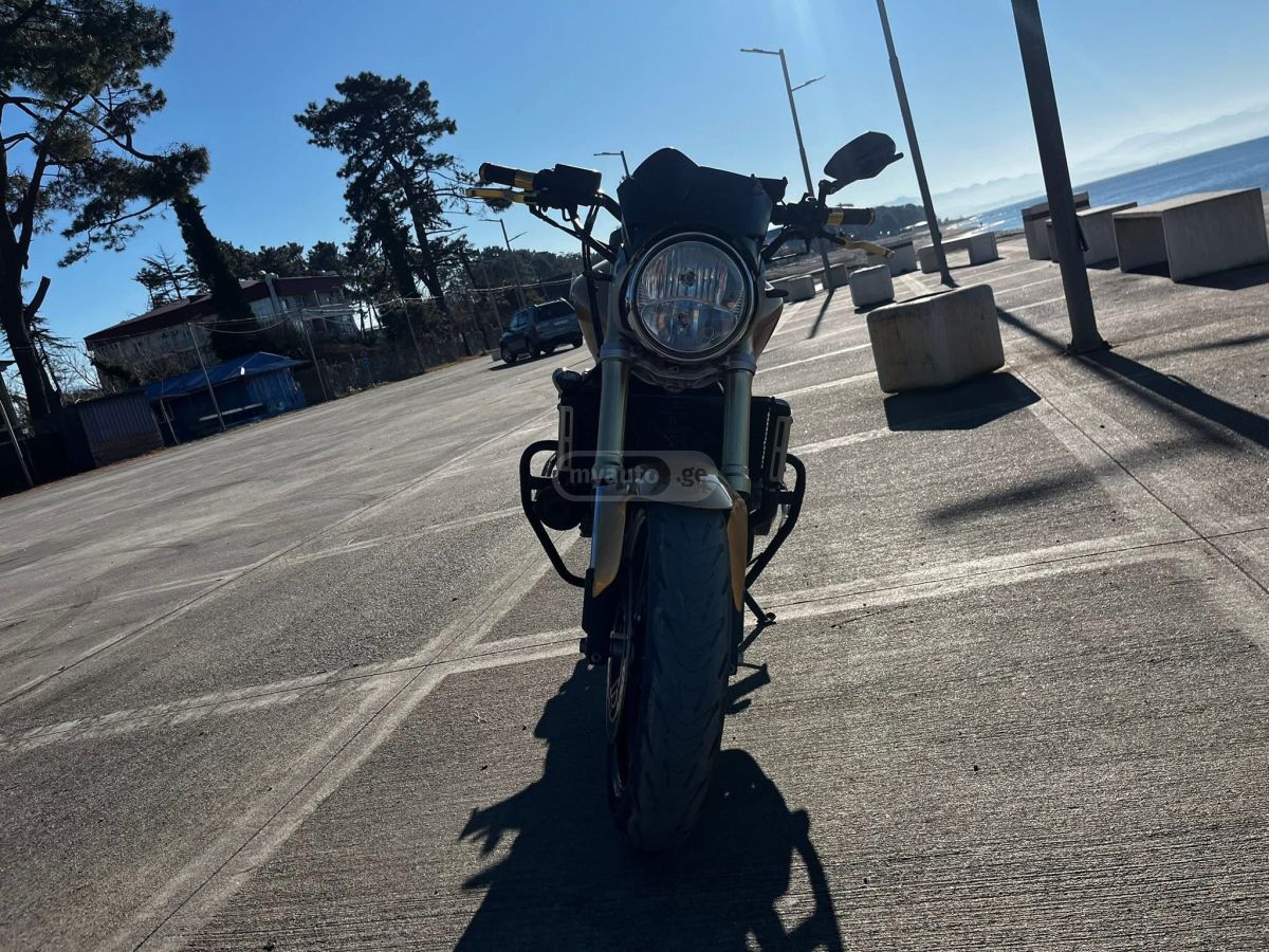 Honda Hornet 2006 — photo 2
