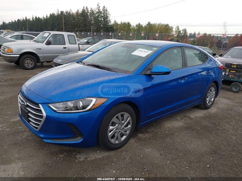 Hyundai Elantra 2018 — photo 2