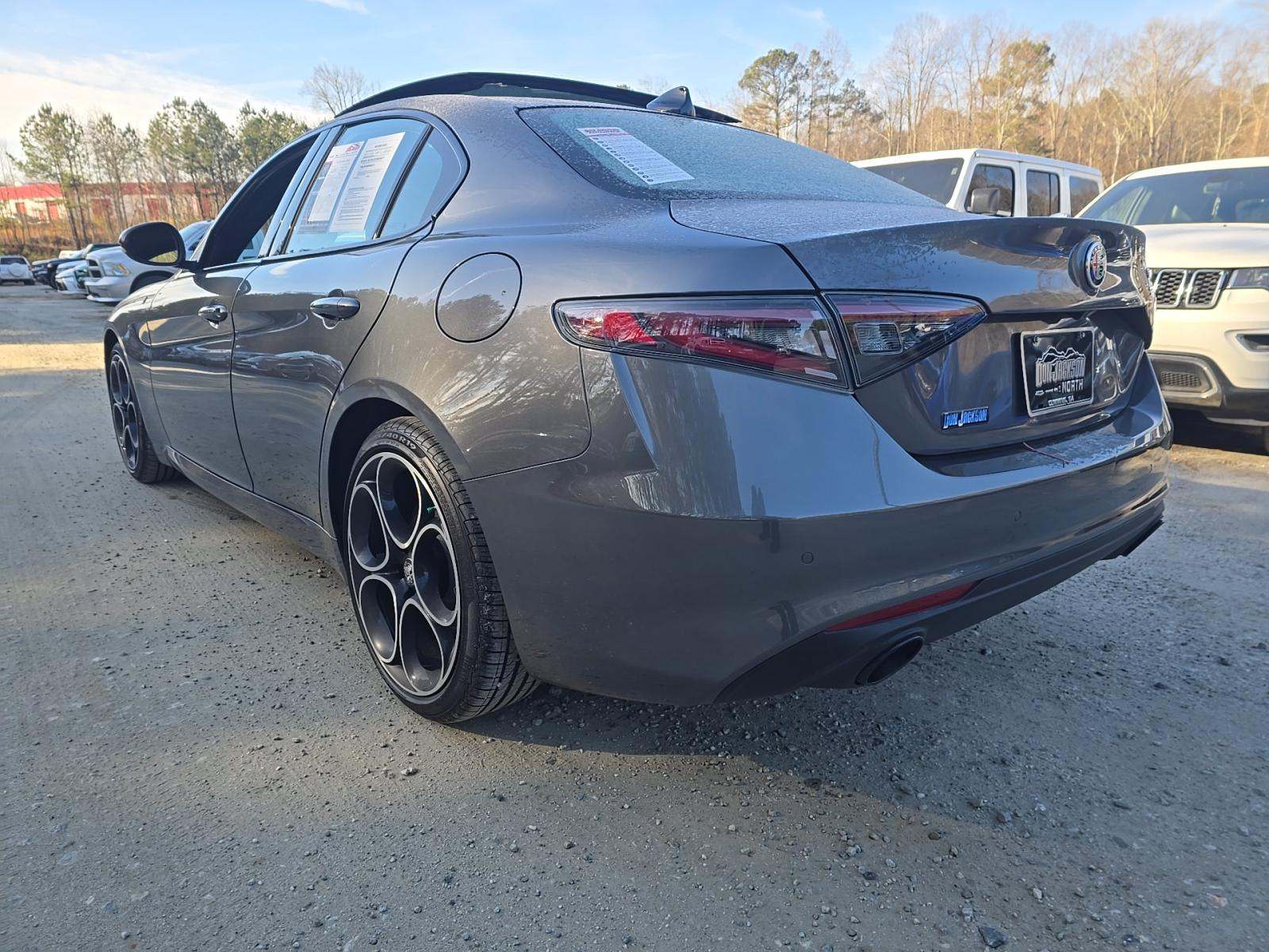Alfa Romeo Giulia 2024 — photo 2