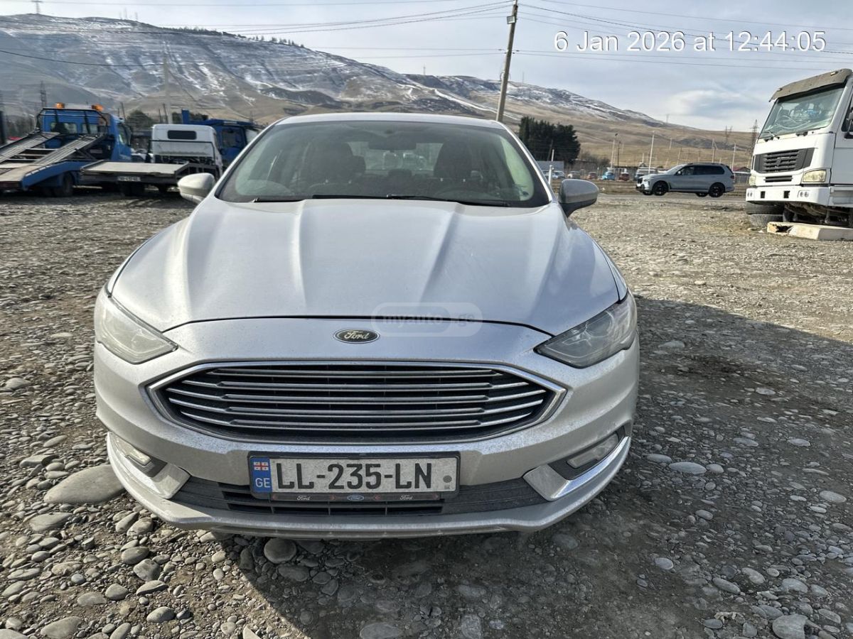 Ford Fusion 2017 — photo 2