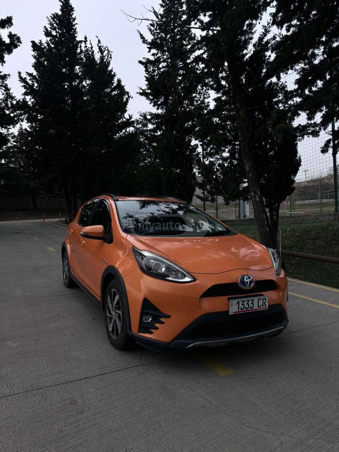 Toyota Aqua 2018 — photo 2