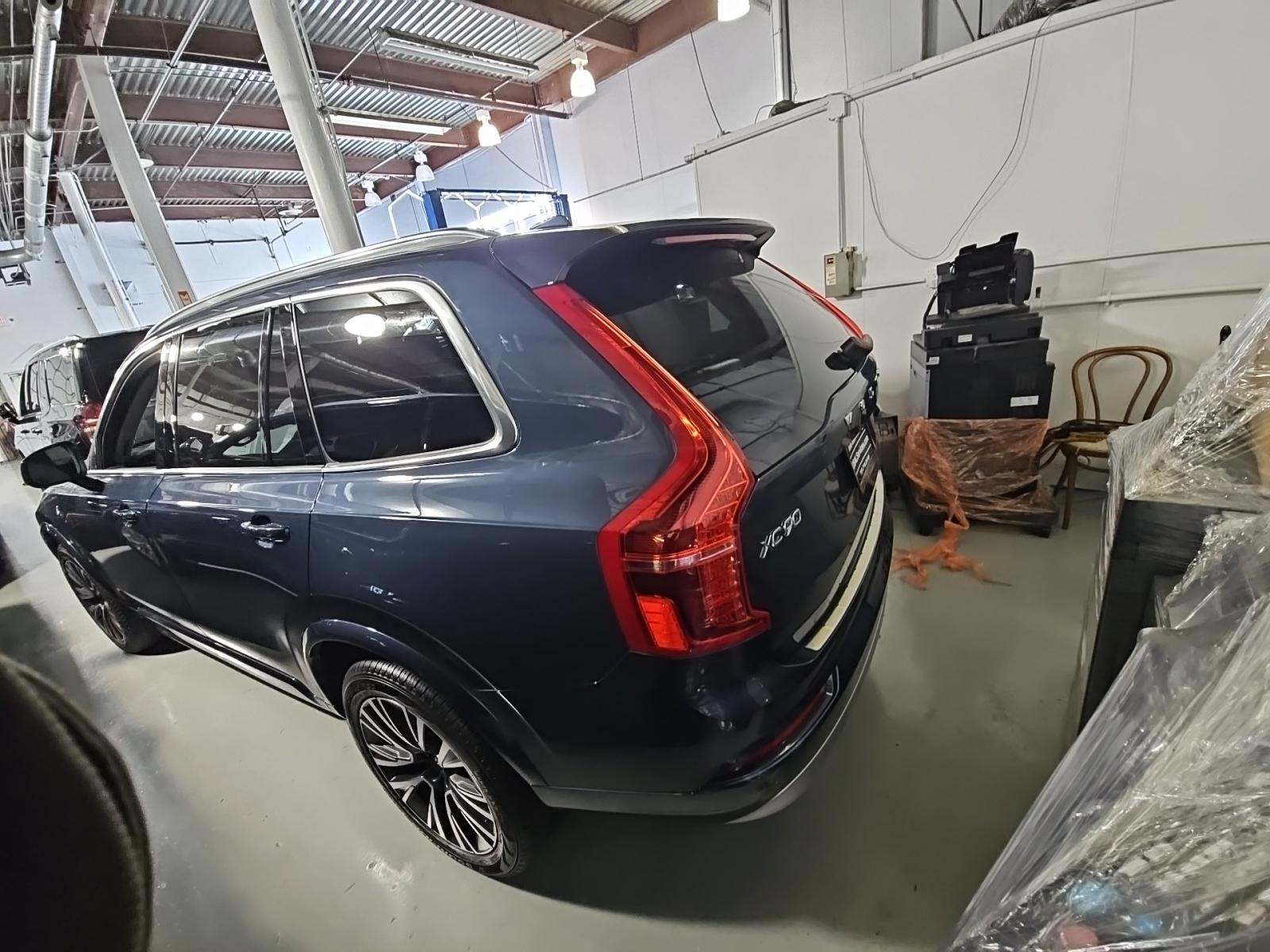 Volvo XC90 2022 — photo 2