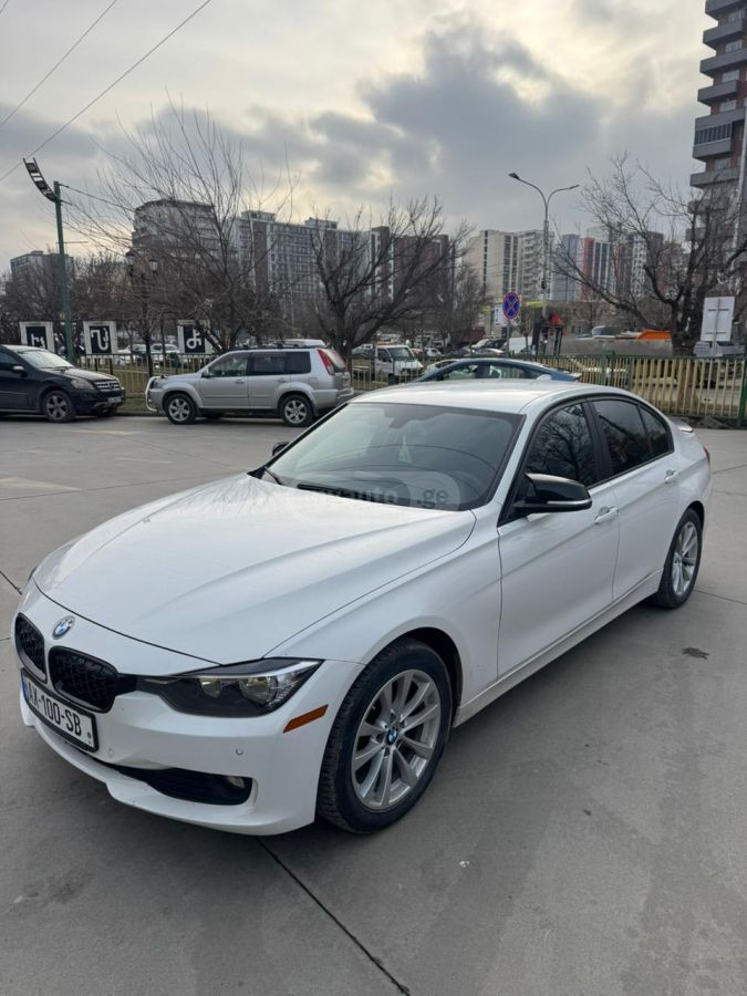 BMW 320 2015 — photo 2