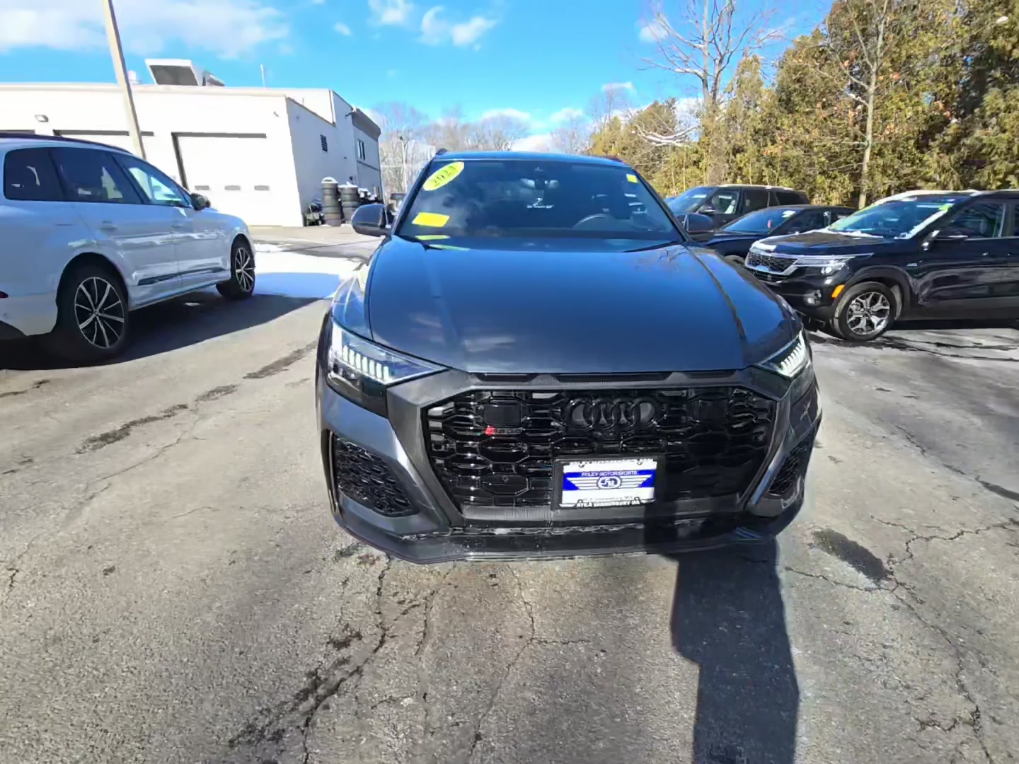 Audi RS Q8 2023 — photo 2