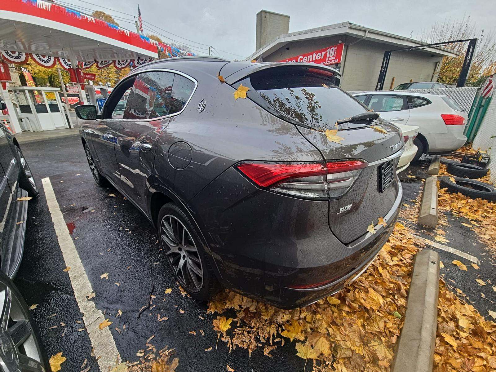 Maserati Levante 2021 — photo 2