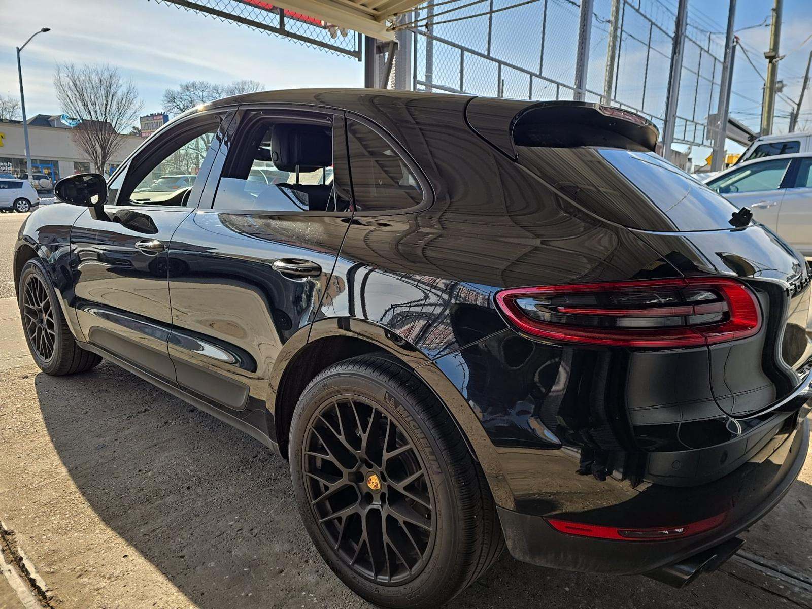 Porsche Macan 2018 — photo 2