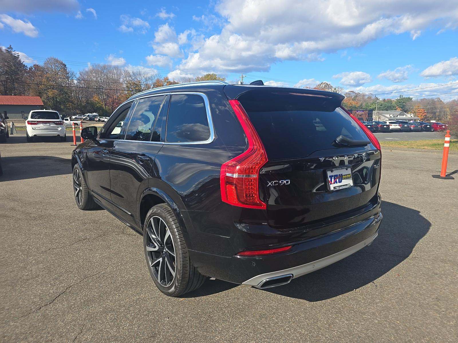 Volvo XC90 2021 — photo 2