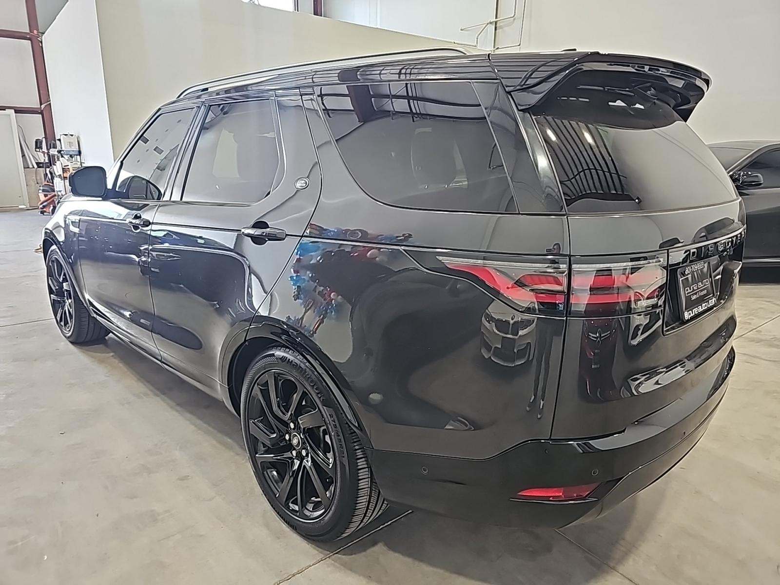 Land Rover Discovery 2023 — photo 2
