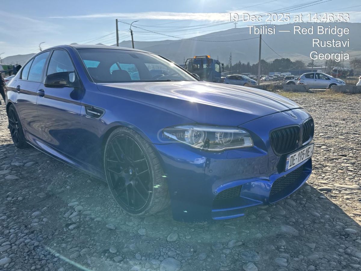 BMW 550