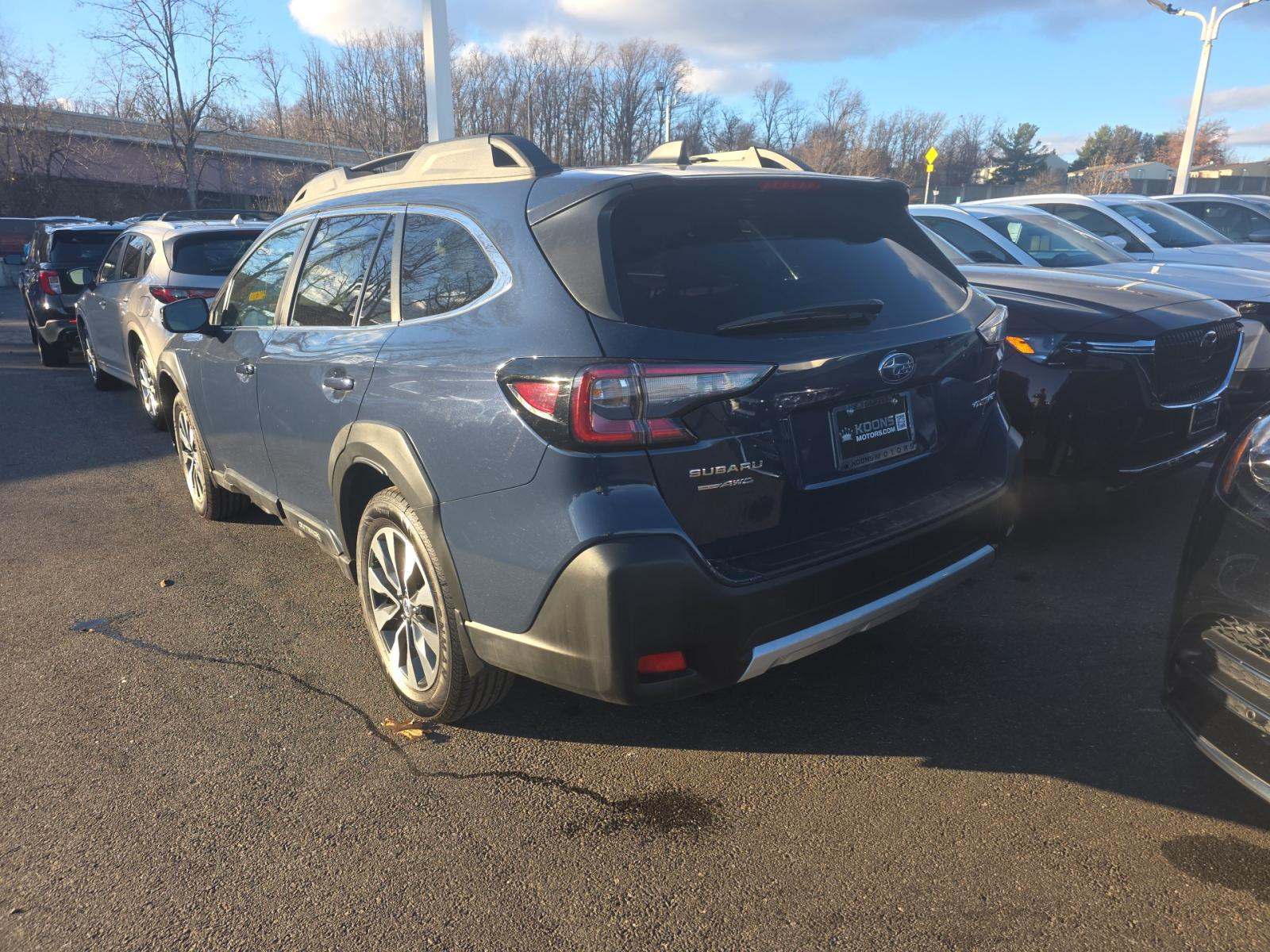 Subaru Outback 2024 — photo 2