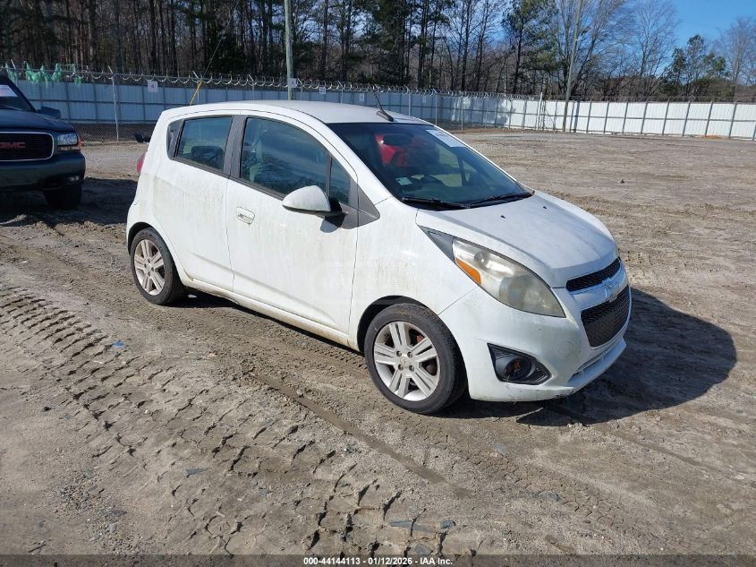 Chevrolet Spark 2014 — photo 2