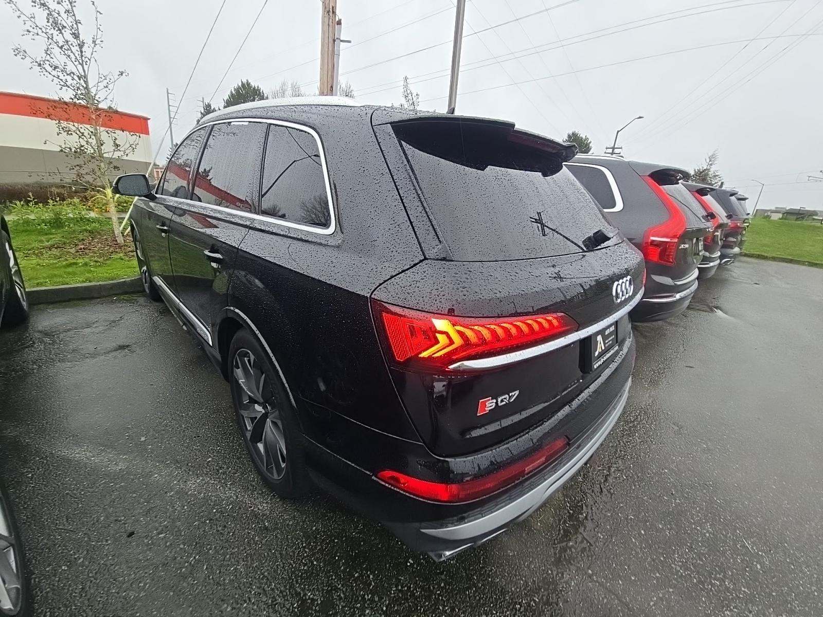 Audi SQ7 2021 — photo 2