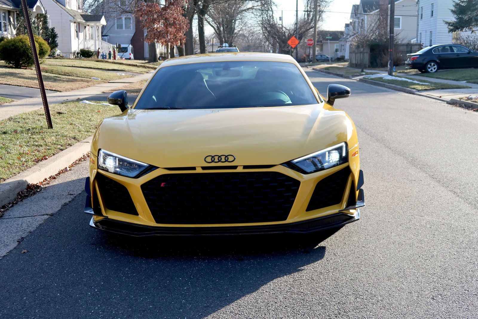 Audi R8 2022 — photo 2