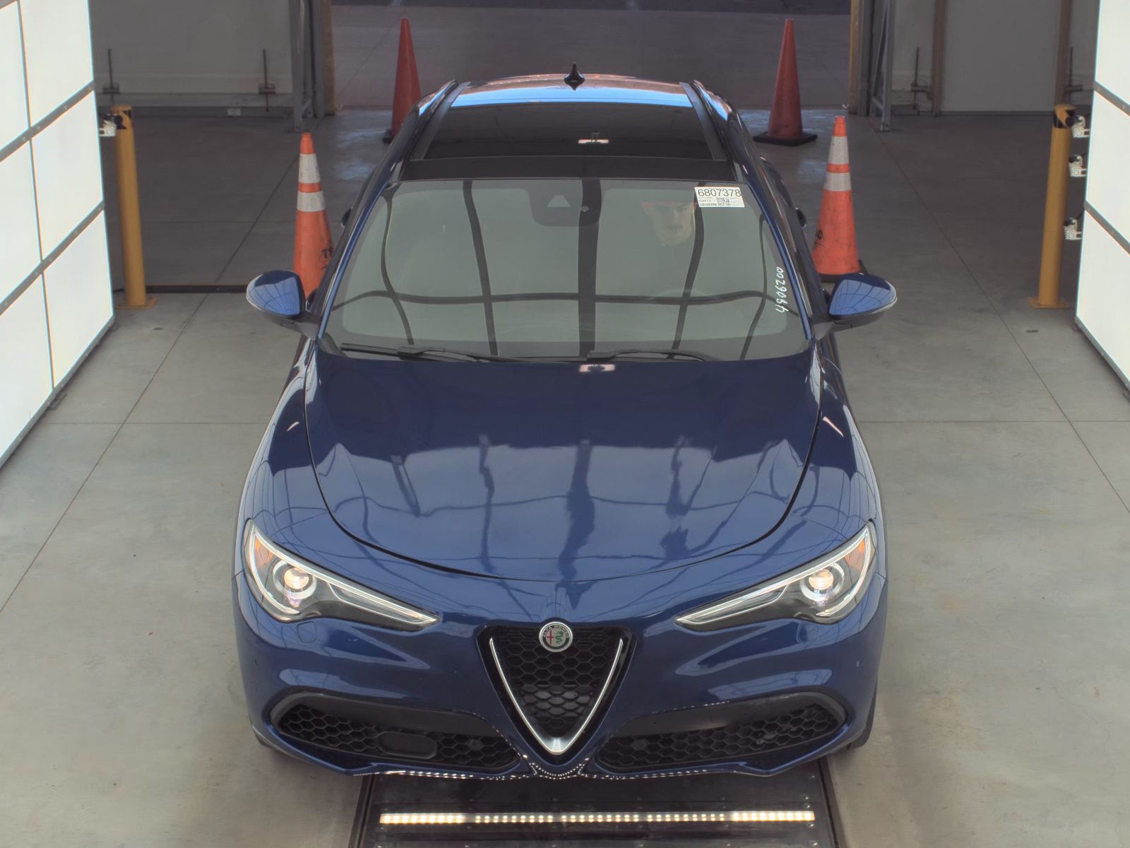 Alfa Romeo Stelvio 2022 — photo 2