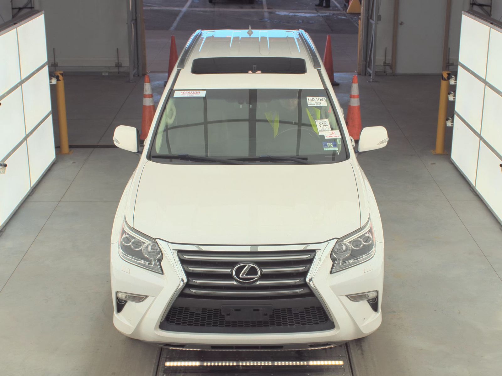 Lexus GX 460 2018 — photo 2