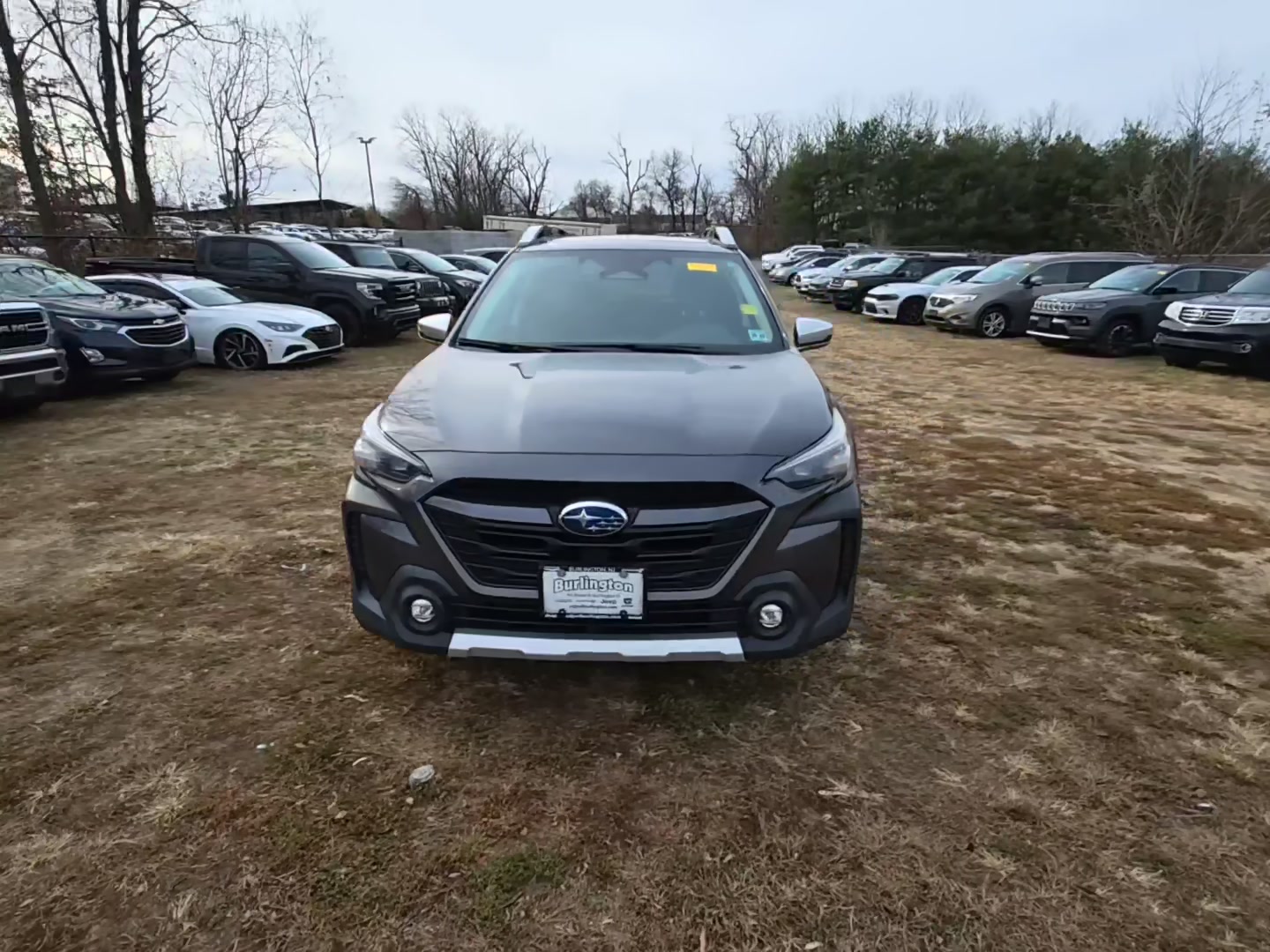 Subaru Outback 2023 — photo 2