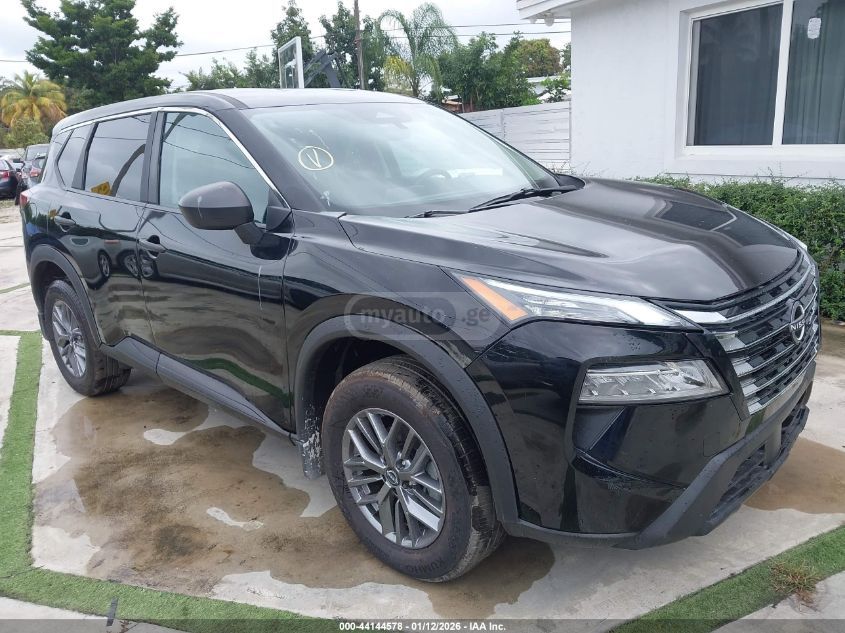 Nissan Rogue 2025 — photo 2