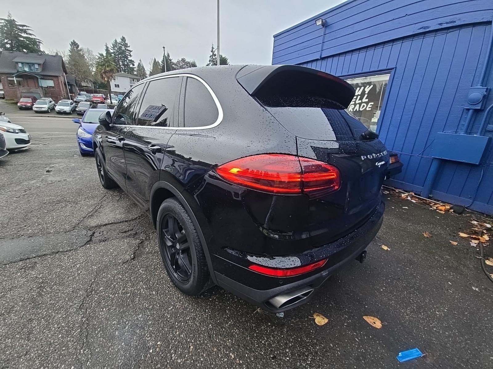 Porsche Cayenne 2018 — photo 2
