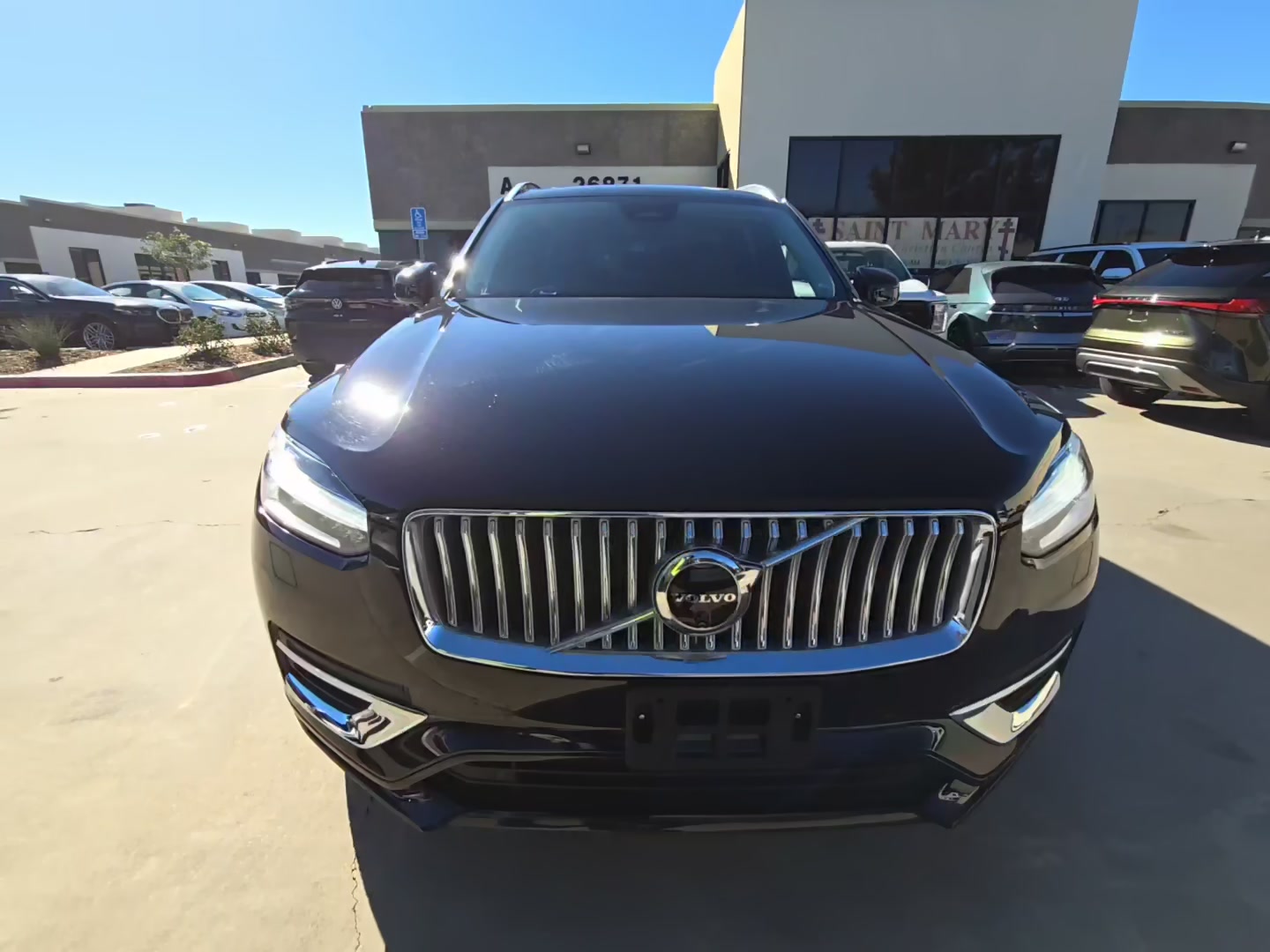 Volvo XC90 2025 — photo 2